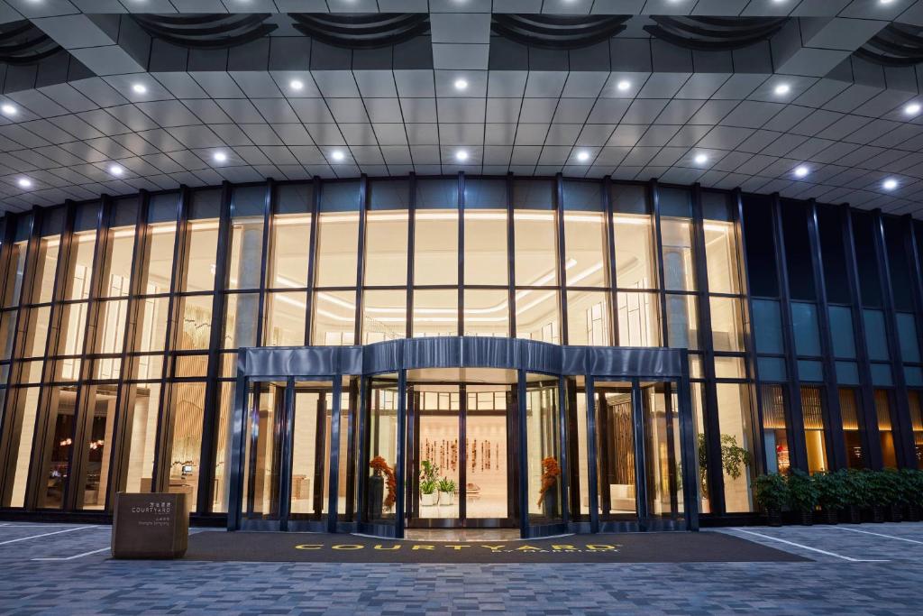 Exteriér nebo vchod ubytování Courtyard by Marriott Shanghai Songjiang
