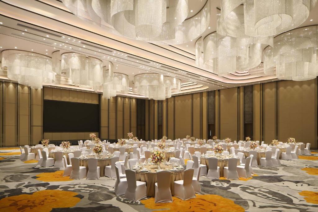 Restaurace v ubytování Na Lotus Hotel, a Luxury Collection Hotel, Nanning