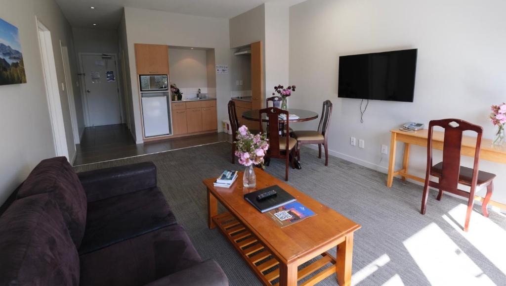 The Garden Hotel - Resim 17