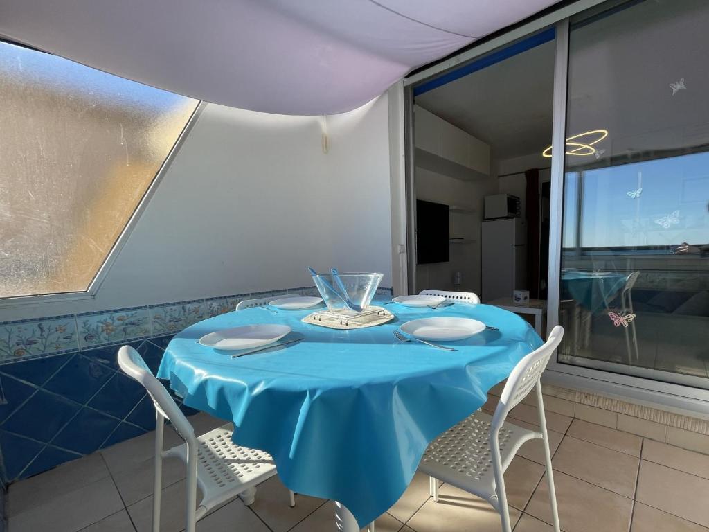 Fotografia z galérie ubytovania Studio à Sète avec vue mer, parking privé, proche plages et commerces - FR-1-338-486 v destinácii Sète