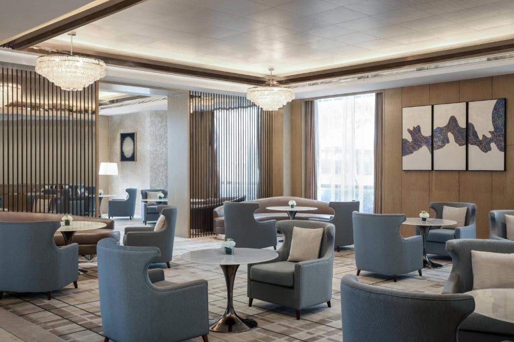 Posezení v ubytování Courtyard by Marriott Shanghai Changfeng Park