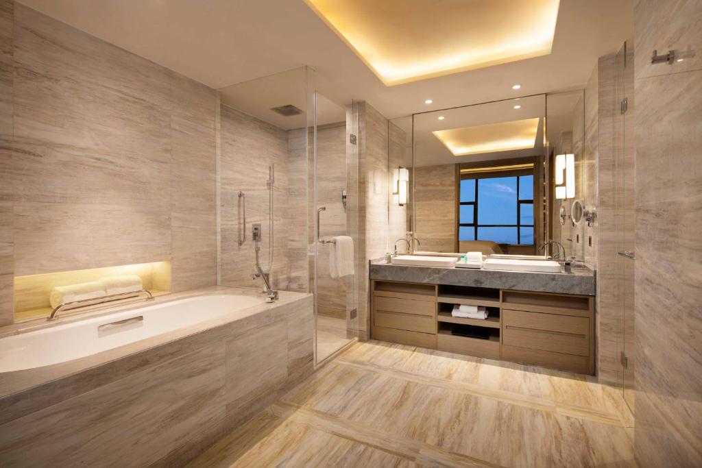 Koupelna v ubytování Four Points by Sheraton Hefei, Baohe