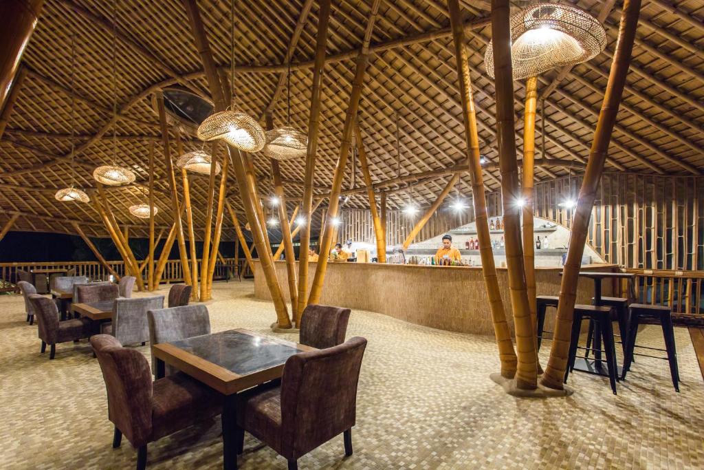 Restaurace v ubytování Pearl Sunset Resort