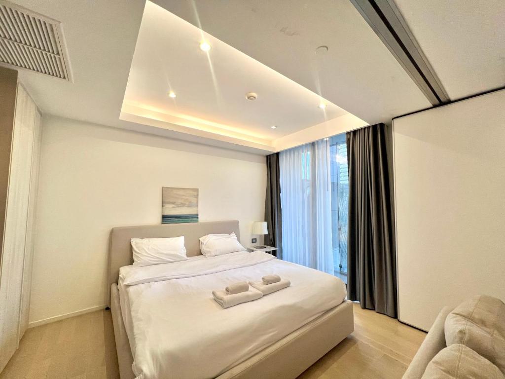 Sukhumvit 11#Luxury#Pool#Gym#BTS Nana&MRT Sukhumvit#1BR#Max2ppl - One-Bedroom Apartment