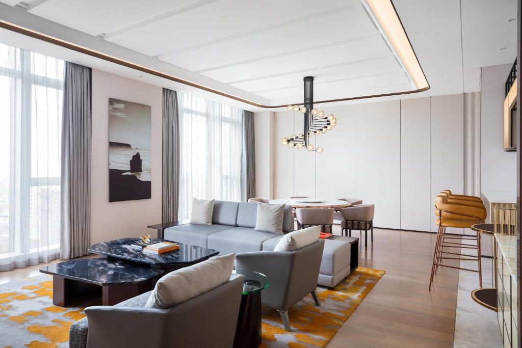 Posezení v ubytování Sheraton Shanghai Fengxian