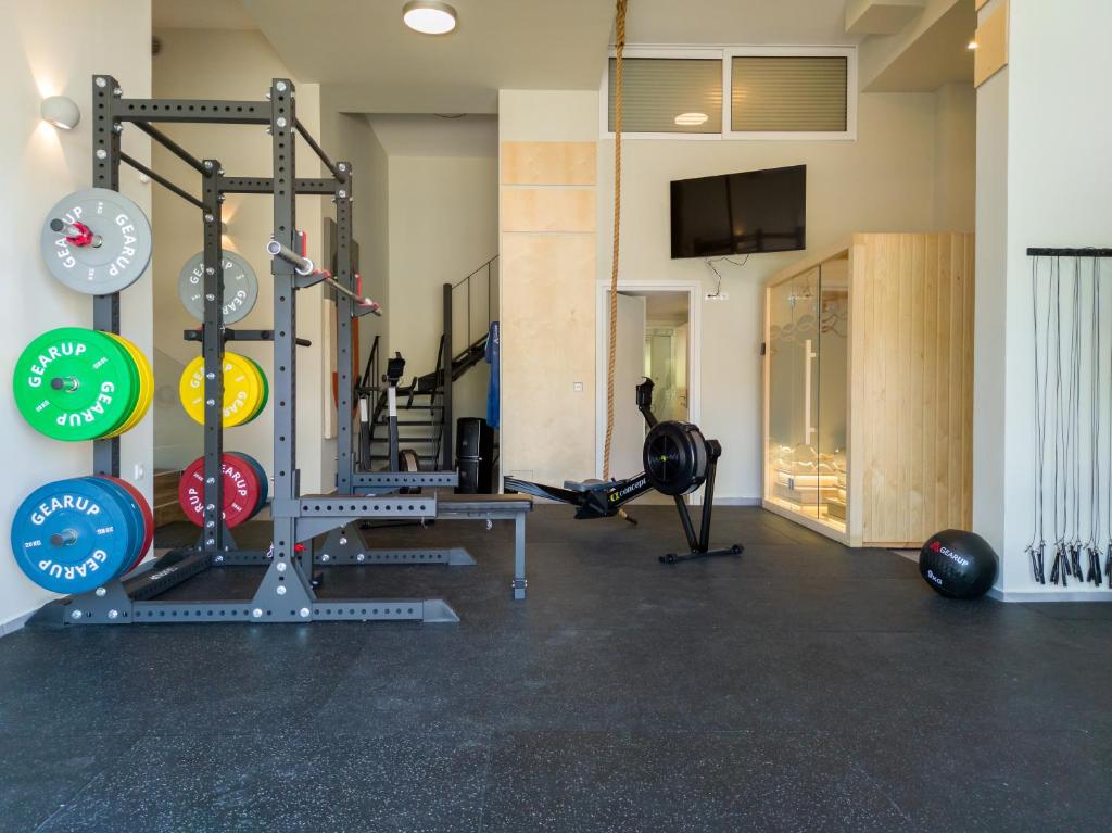 Fitness centrum a/nebo fitness zařízení v ubytování Kipo Paradiso Spa, Yoga & Gym Resort