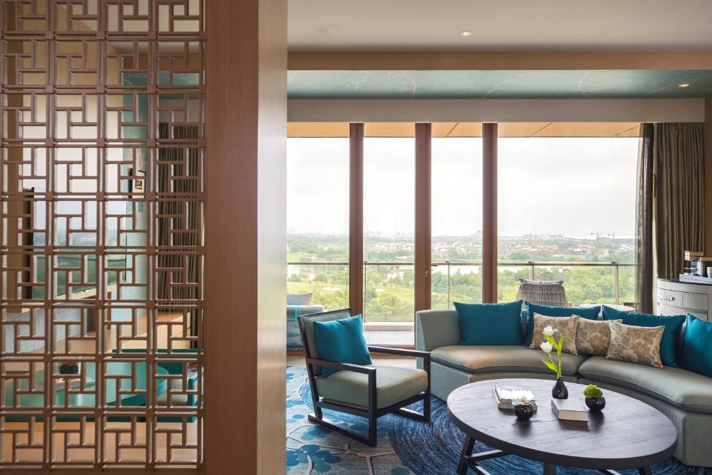 Renaissance Suzhou Taihu Lake Hotel - King Suite Avec Vue Sur La Montagne