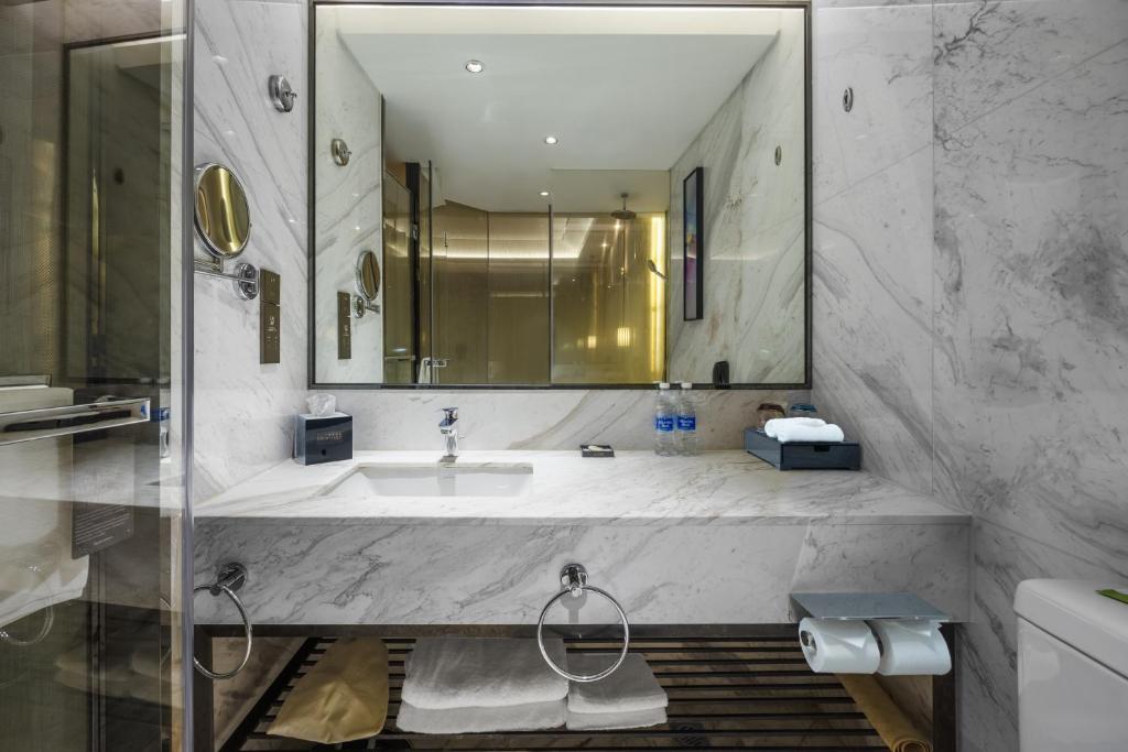 Courtyard by Marriott Nanchang - Deluxe King Room