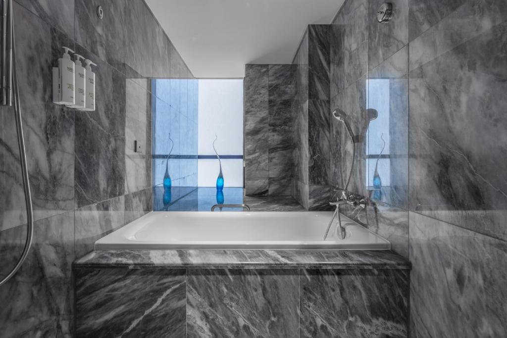 Courtyard by Marriott Nanchang - Sala De Rey Ejecutivo