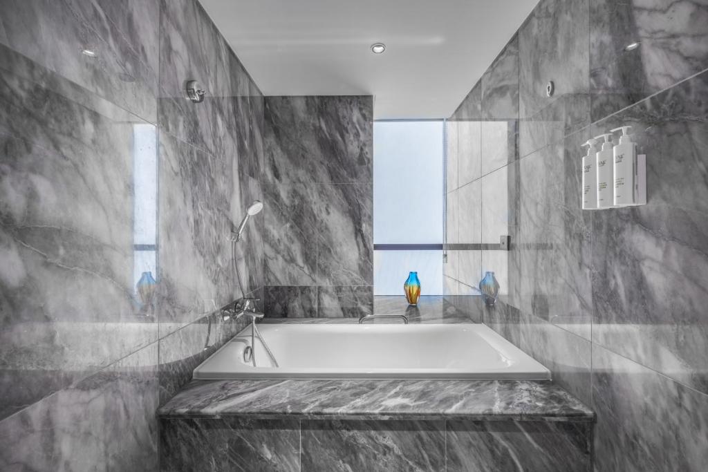 Courtyard by Marriott Nanchang - Sala Gemela Ejecutiva