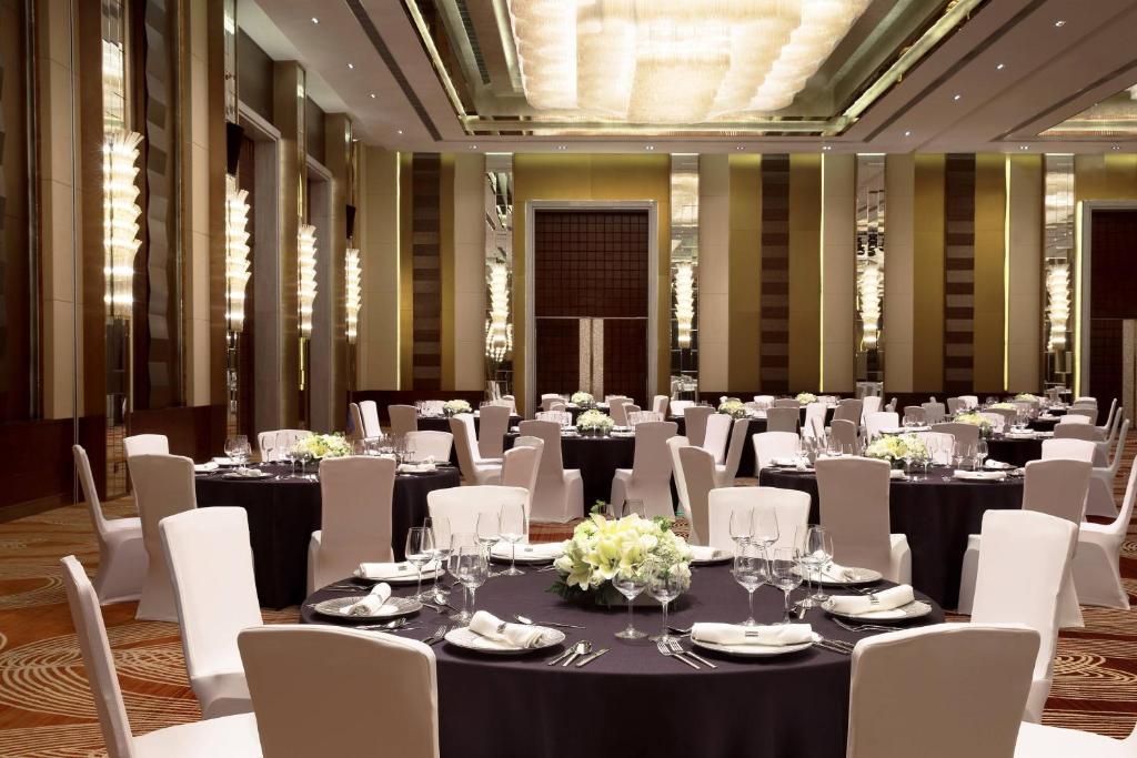 Restaurace v ubytování Shunde Marriott Hotel
