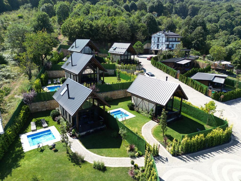 an aerial view of a house with a swimming pool at Kartepe Panorama in Kartepe