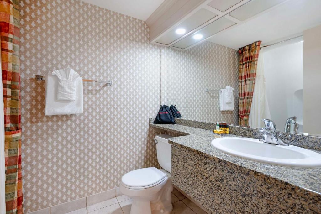 Best Western PLUS Port O'Call Hotel - Resim 44