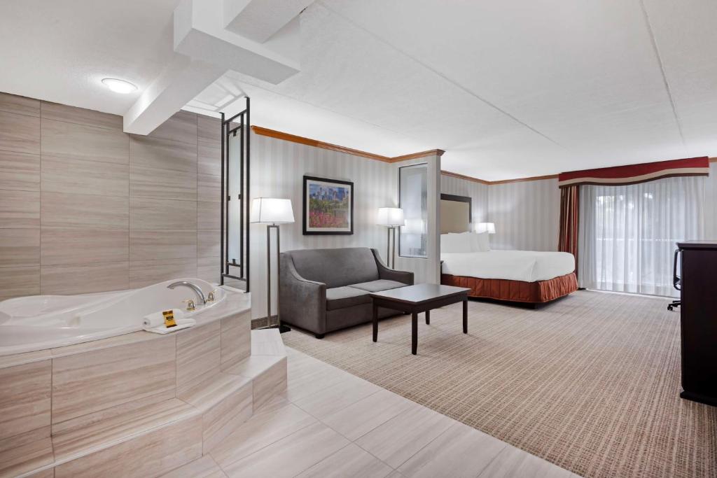 Best Western PLUS Port O'Call Hotel - Resim 27