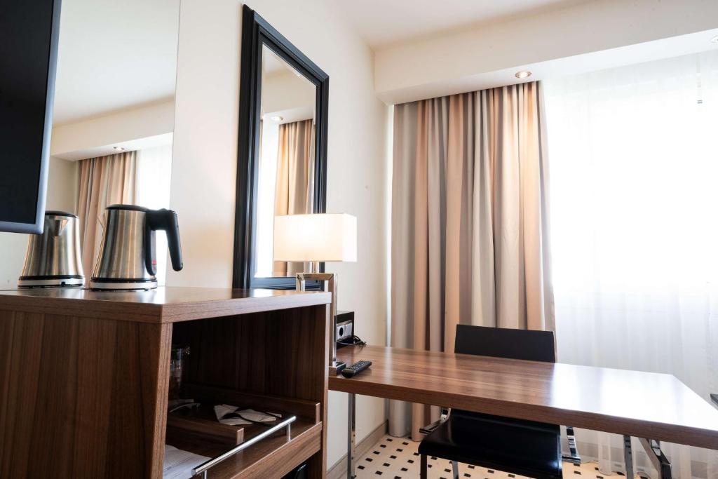 Radisson Blu Conference Hotel, Düsseldorf - Resim 13