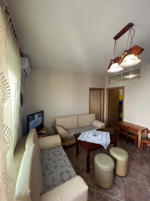 Comfort Apartment Near The Beach - Imazhi 5