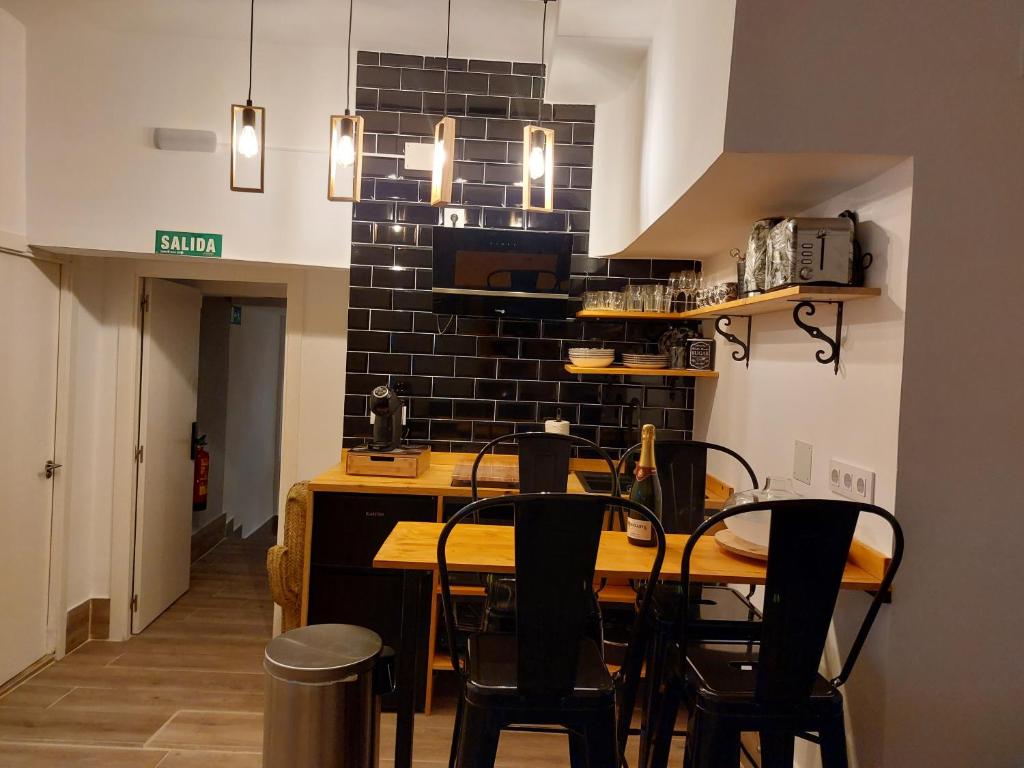 Apartamento completo distancia 350m Chamartin - 16