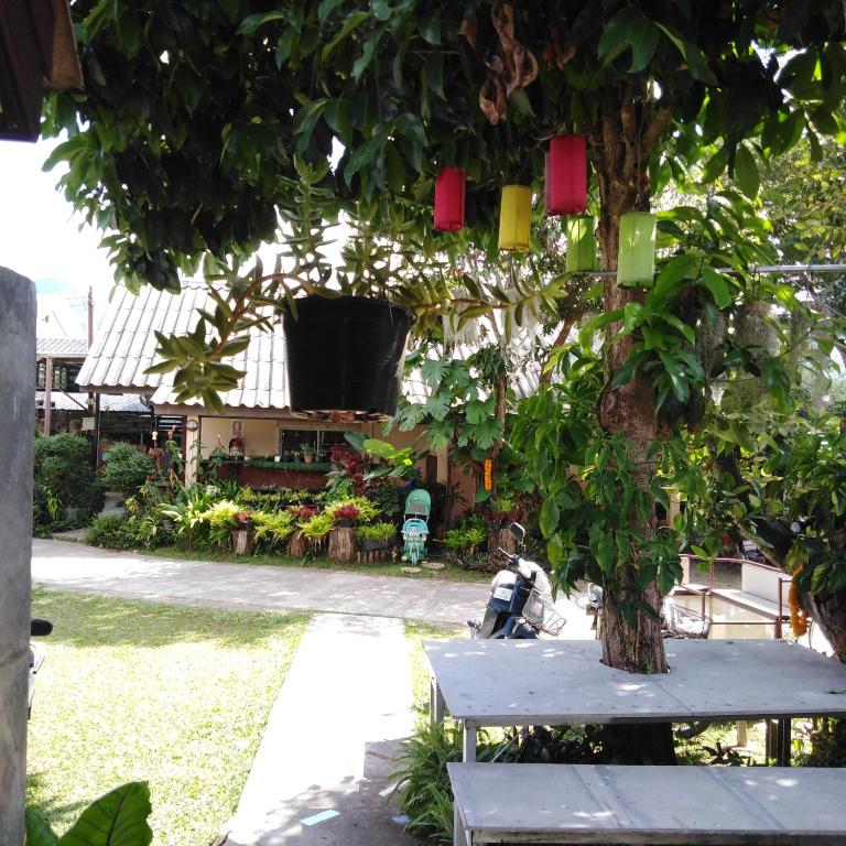 Zahrada ubytování Baankanoonpai(บ้านขนุนปาย)​