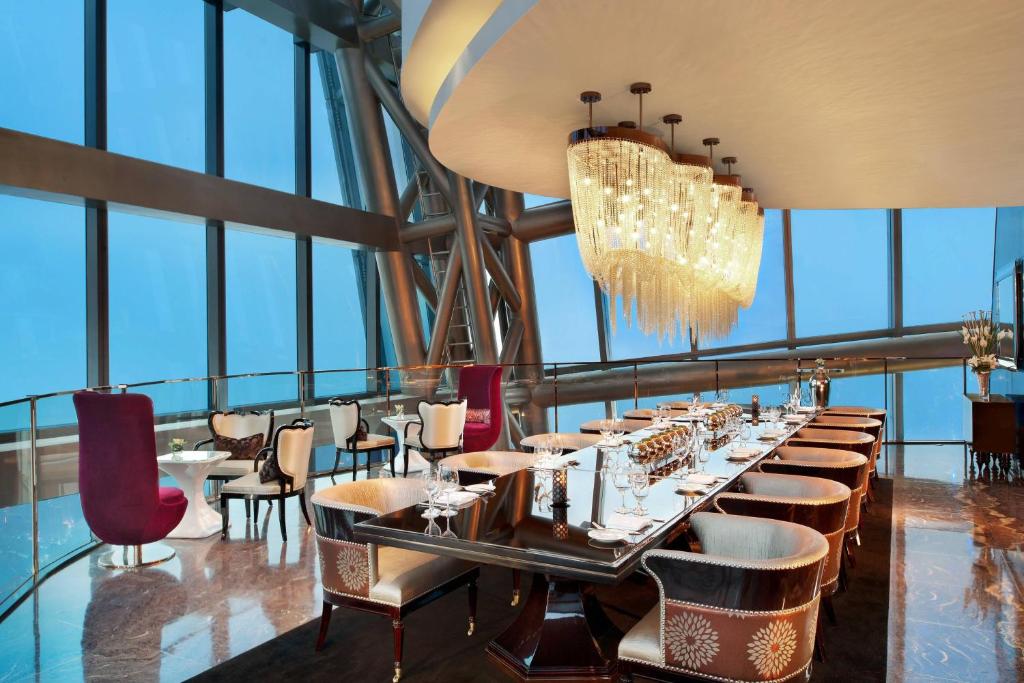 Restaurace v ubytování The St. Regis Shenzhen