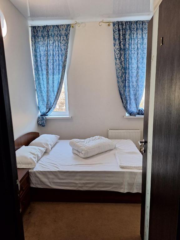 Postel nebo postele na pokoji v ubytování Барселона