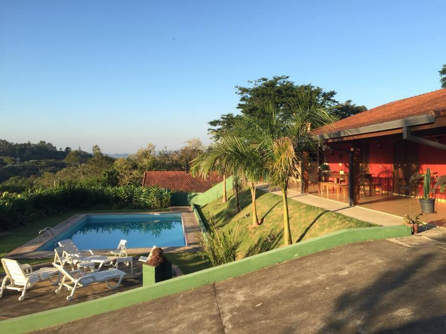 Chácara Restinga Verde - São Roque / SP tesisinde veya buraya yakın yüzme havuzu