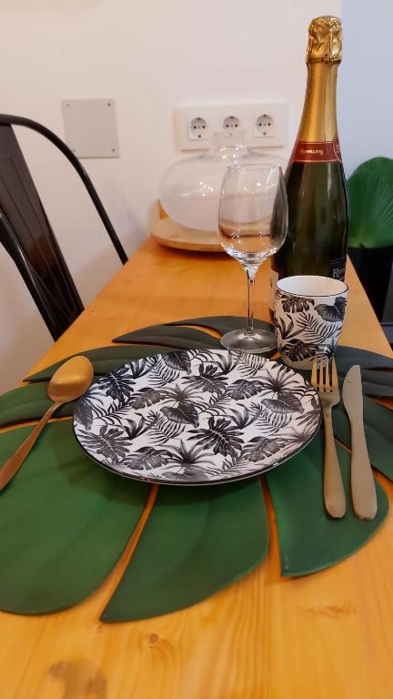 Apartamento completo distancia 350m Chamartin - 19