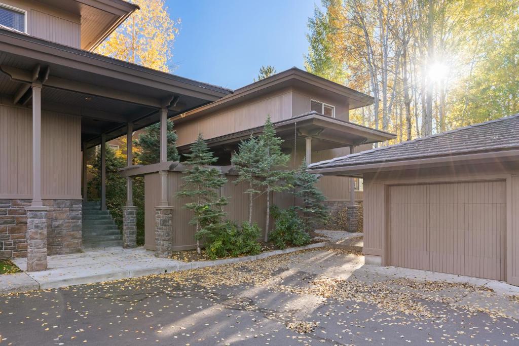 Villa 1 at Broken Top condo, Bend Updated 2023 Prices