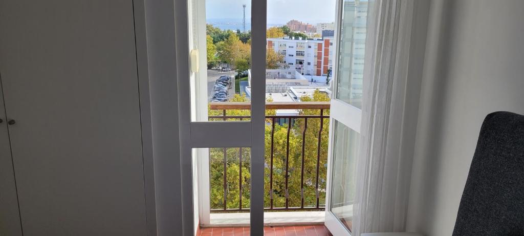 Comfy Room near Metro & Airport - 3