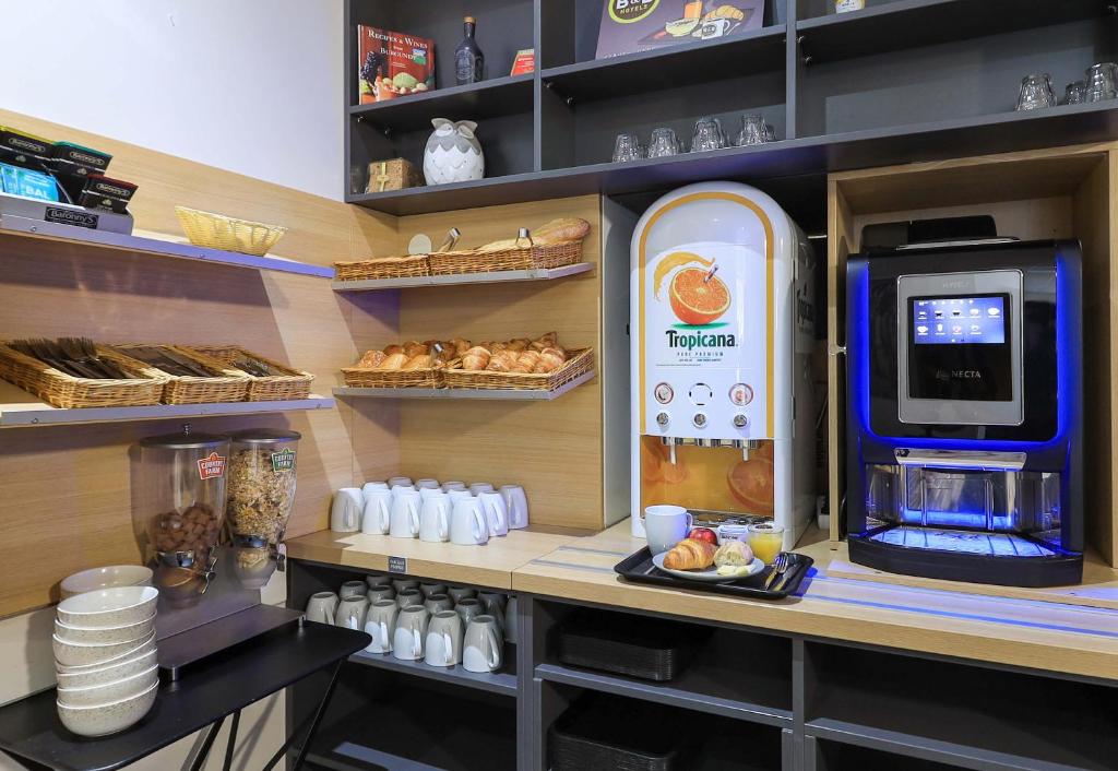 B&B HOTEL Dijon Centre - Resim 4