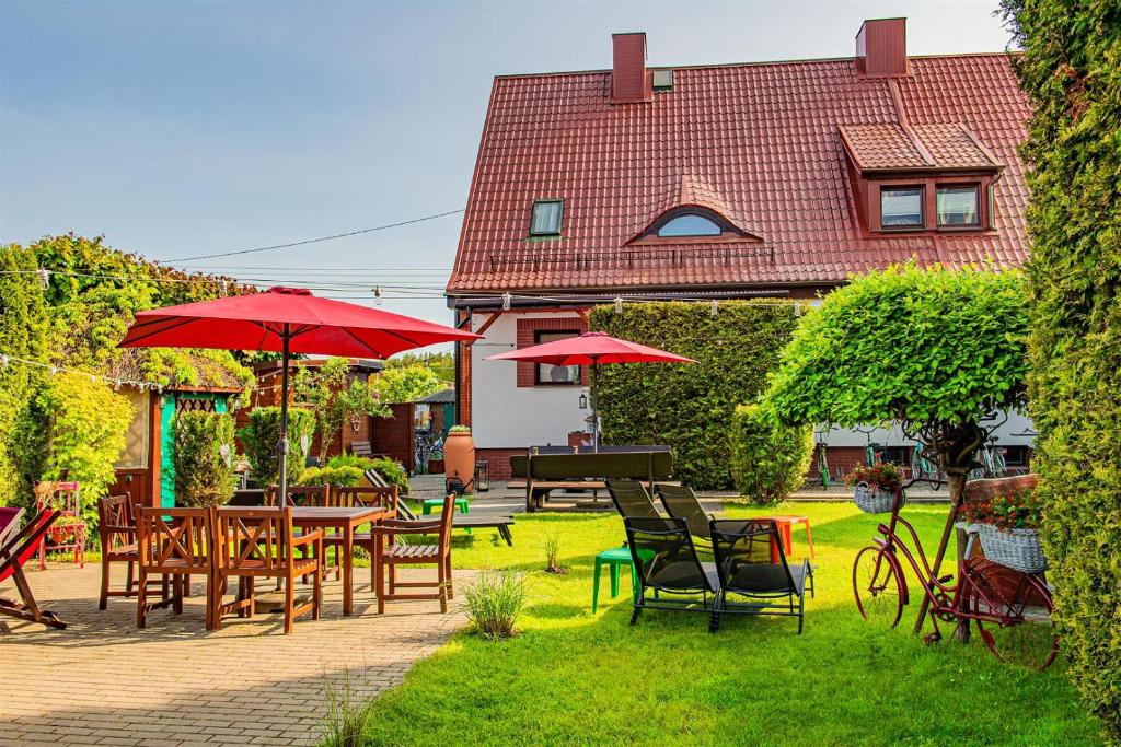 Zahrada ubytování PROMYK - Apartamenty & Pokoje - dla dorosłych