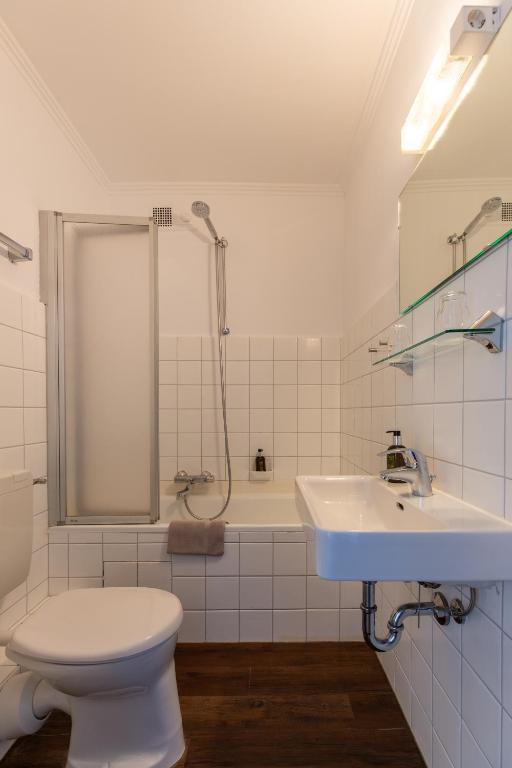 Koupelna v ubytování Hotel MeerLand Pellworm