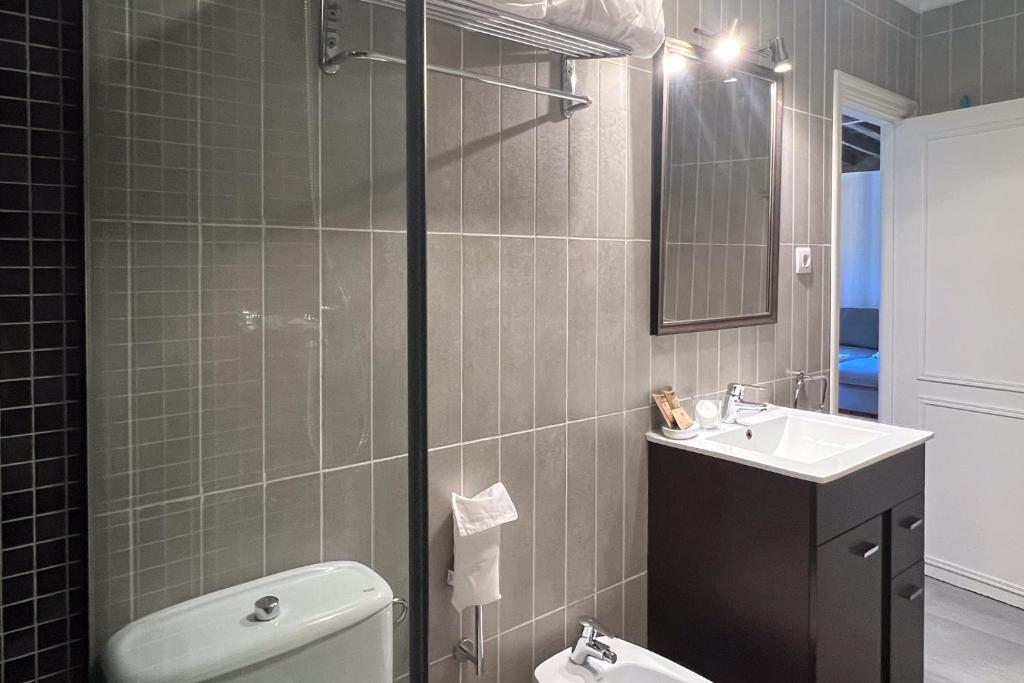 Un baño de Apartamentos Santa Lucia