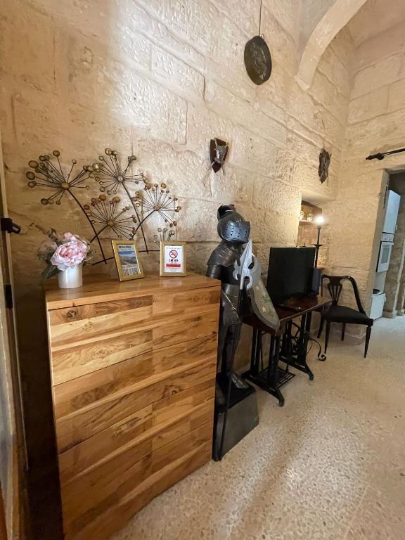 Fotografie z fotogalerie ubytování Sliema Townhouse for 12, July Deal, Historic Charm, Steps to Seafront View & Bars & Promenade v destinaci Sliema