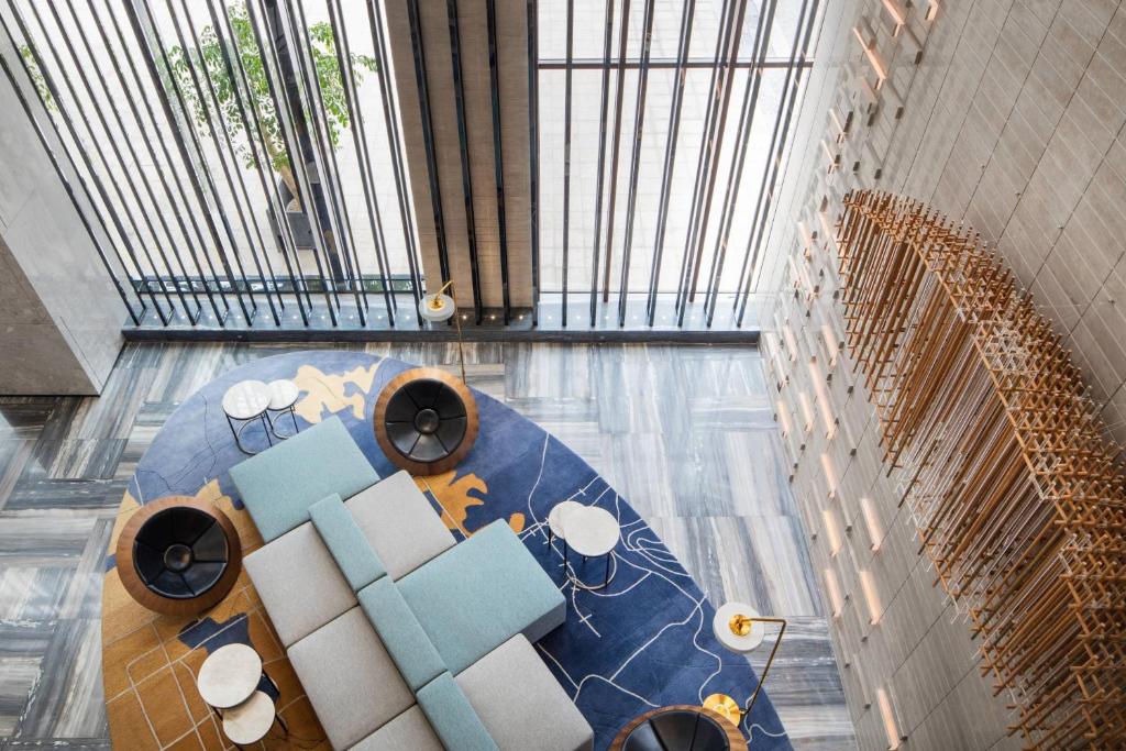 Posezení v ubytování Courtyard by Marriott Shunde Longjiang, Near Furniture Fair