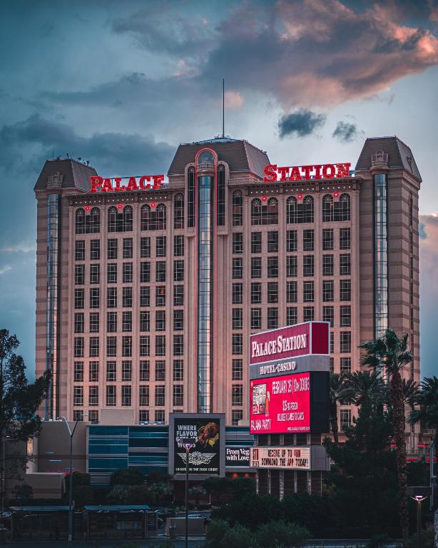Palace Station Hotel Las Vegas (Book Direct And Save)