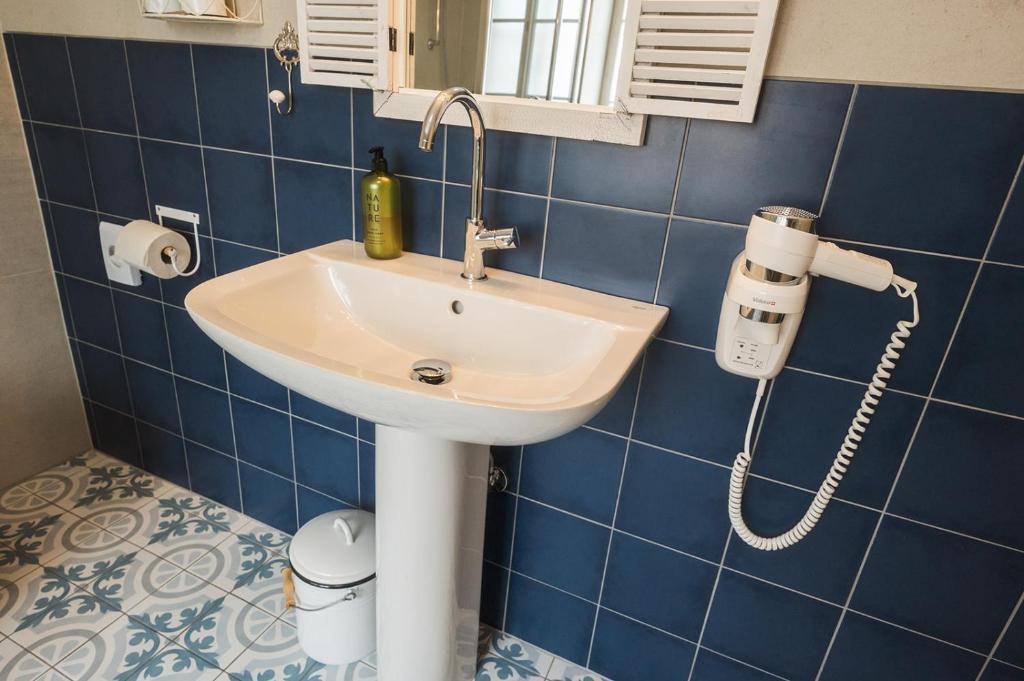 Wanderlust Boutique Rooms - 15