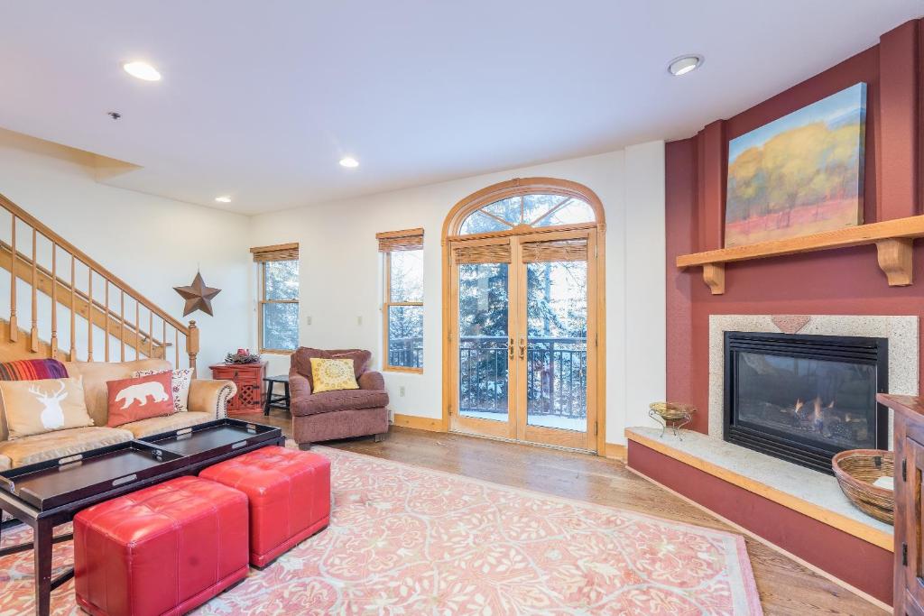 Bear Creek Lodge 403 condo, Telluride (updated prices 2024)