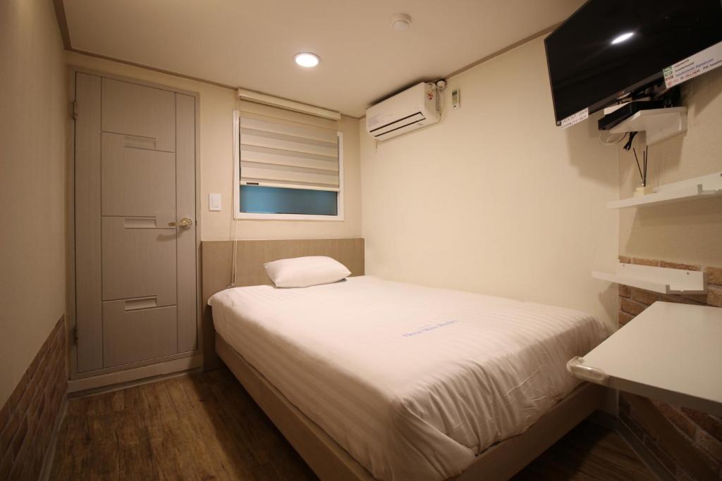 Dongdaemun Hwashin Hostel - Economy Double Room With No View