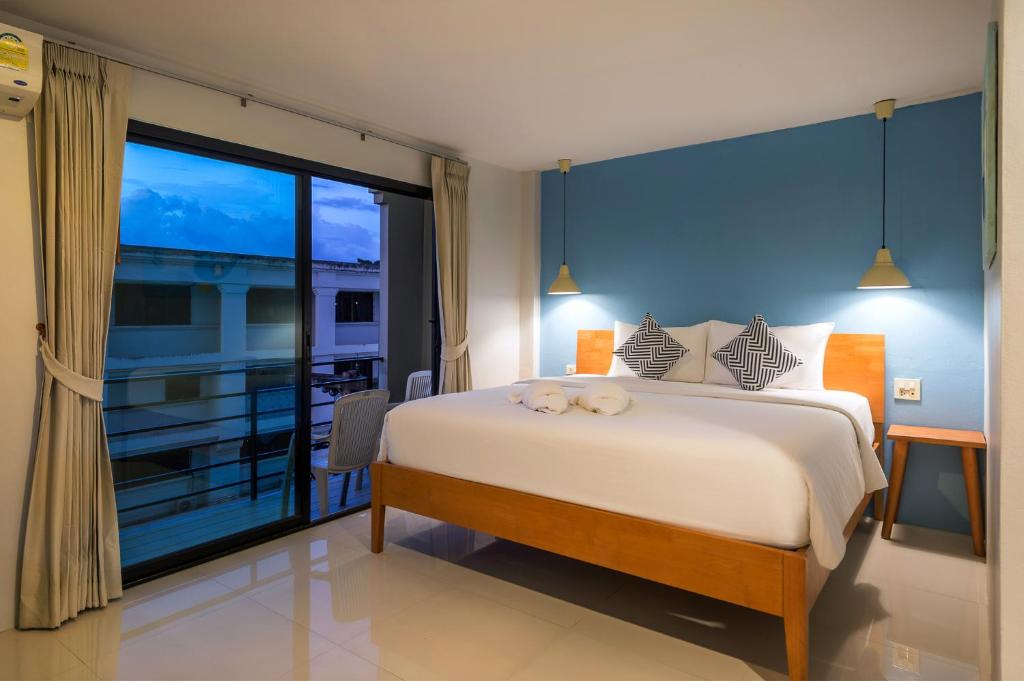 Tiya House Rooms & Cafe - Resim 8