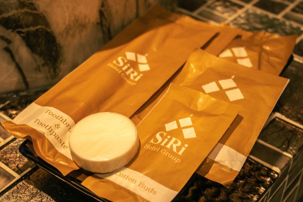 Siri Grand Bangkok Hotel - 6