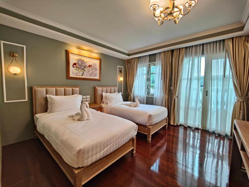 Siri Grand Bangkok Hotel - Resim 2