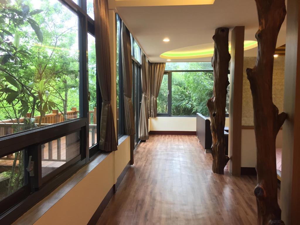 Balkón nebo terasa v ubytování Nantou Xitou Riverside Homestay B&B