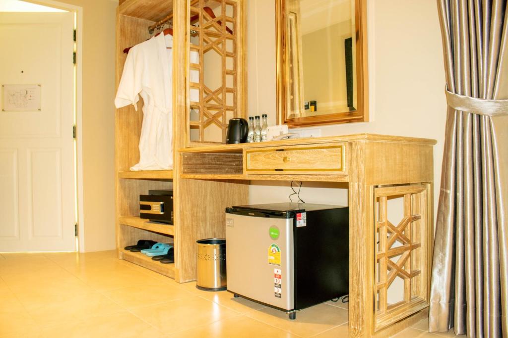 Siri Grand Bangkok Hotel - Resim 43