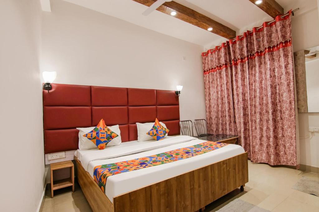 FabHotel Grover - Housity