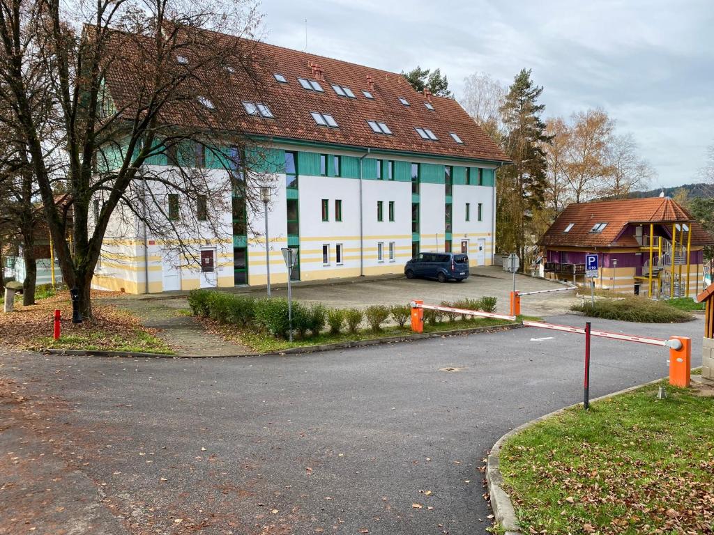 Budova, kde se apartmán nachází