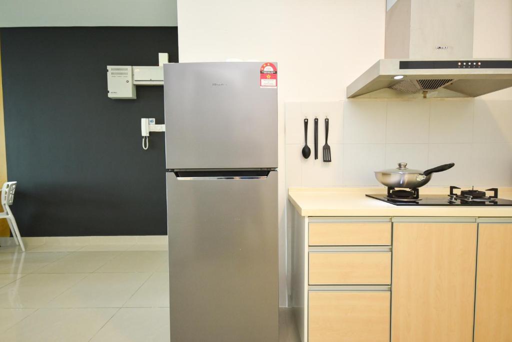 Dapur atau dapur kecil di 1Medini Theme Suite by Nest Home【LEGOLAND】