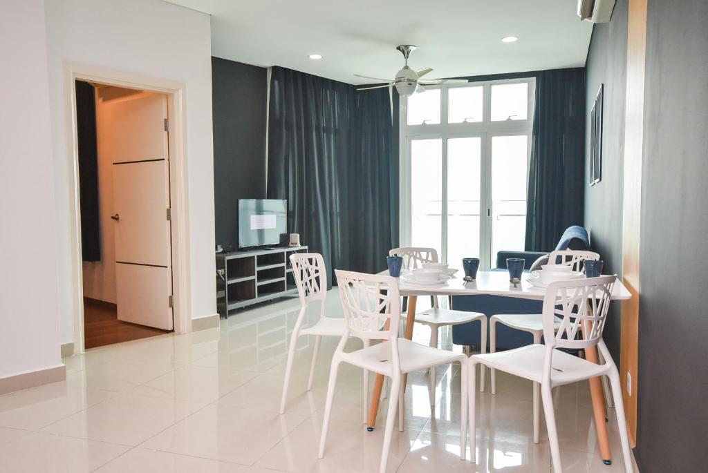 Dapur atau dapur kecil di 1Medini Theme Suite by Nest Home【LEGOLAND】