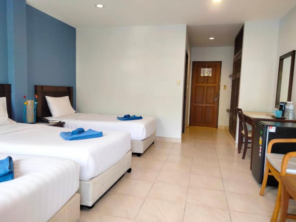 Karon Living Room - SHA Plus - 5