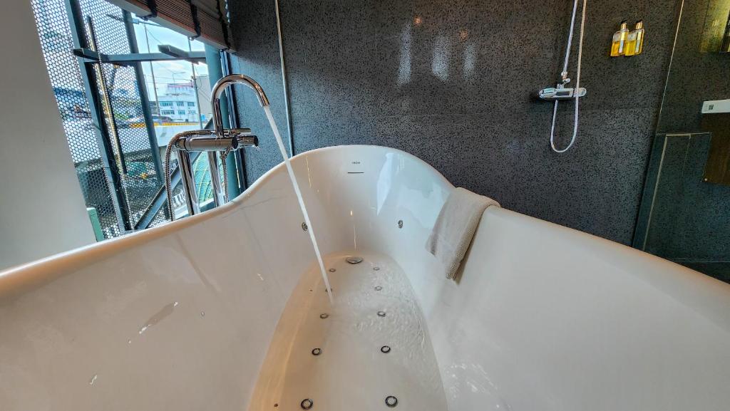 Hotel Ordinary Bangkok - Resim 30