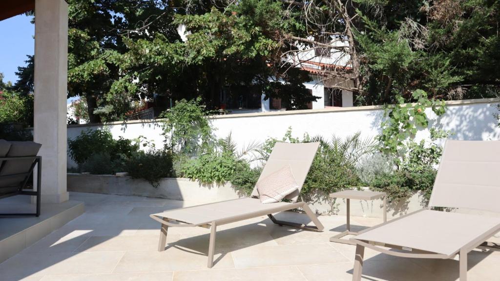 Vonkajšia záhrada v ubytovaní Holiday Home Villa Tereza